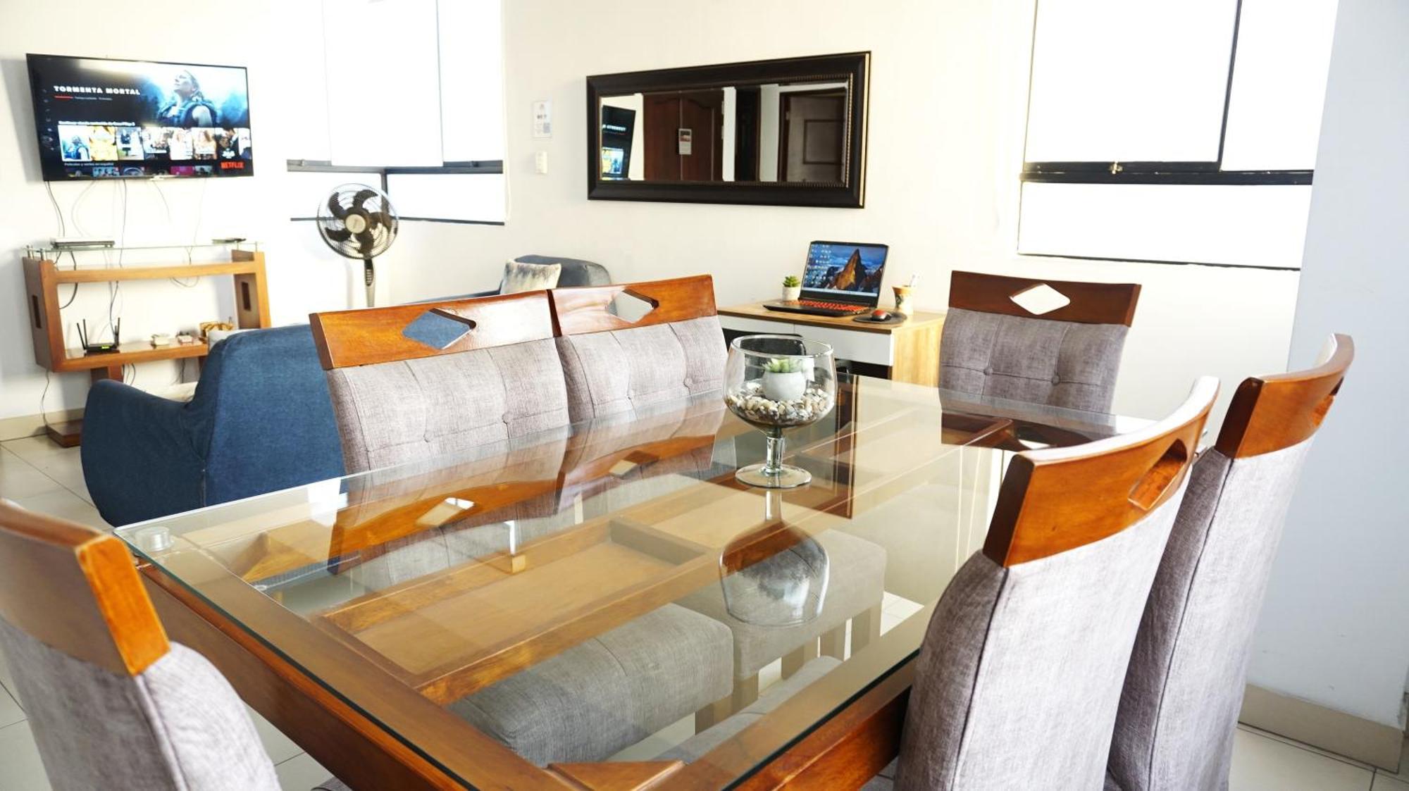 Apartamentos Privados Lima Airport Peru Bagian luar foto
